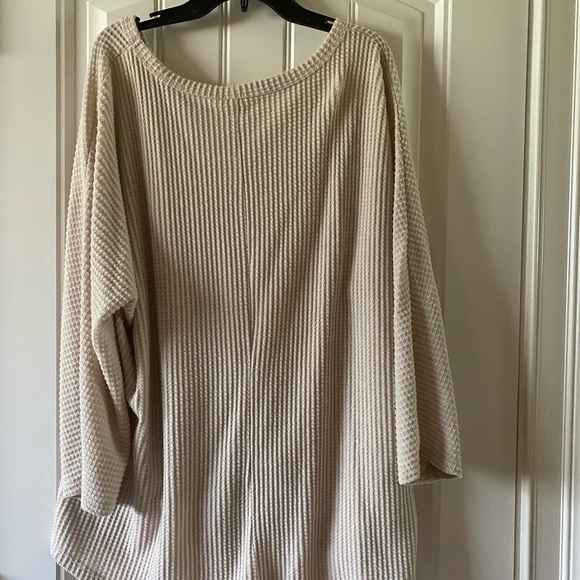 Cato Tie Top - Picture 3 of 3